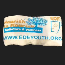 Introducing our Luxurious EdeYouth Beach Towel! 🏖️ item