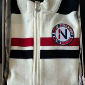 1 Chandail Dale of Norway item