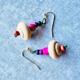Earrings item
