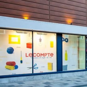 Lampe catalytique Maison Berger    valeur :  $ 73.00 item