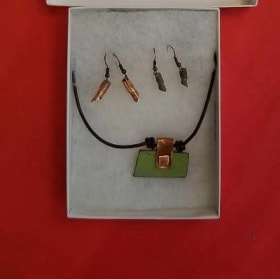 3-Bijoux de Jérôme Grenier, Artiste-sculpteur  valeur $170. item