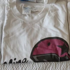 Medium Scoop Unisex White Winetown T-shirt item