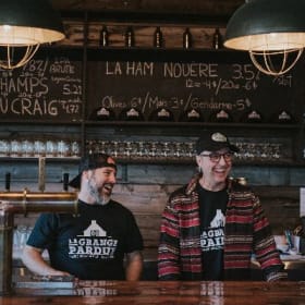 Ensemble cadeaux de la Grange Pardue valeur: $110.00 item