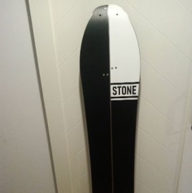 Splitboard Stone Minigun (1 x démo)sans skins - valeur $799 item
