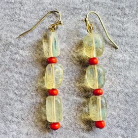 Earrings item