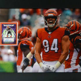 Sam Hubbard photo with Signed Card item