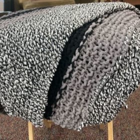 Handknit Blanket "Summer Throw" item