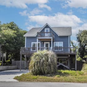 5 day/4 night stay at Pawsitively Beachy in Surf City, NC item