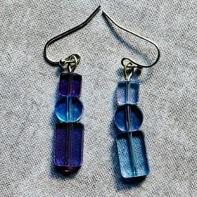 Earrings item