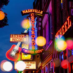 Country Music Hall of Fame & Museum 3 Night Stay item