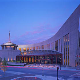 Country Music Hall of Fame & Museum 3 Night Stay item