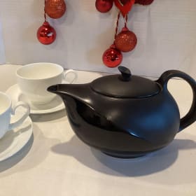 Wedgwood Teapot & Wedgwood Cups & Saucers item