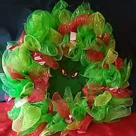Grinch Wreath item