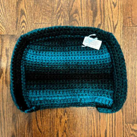 Rectangle Knitted Small Dog Bed (Blue & Black) item