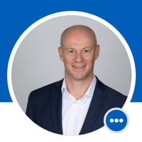 60) Montreal Canadians vs New York Rangers hockey game in a private lodge - For 2 people item