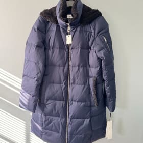 (L) Calvin Klein Navy Puffer Jacket item