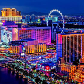 Las Vegas Lights- and much more - kids welcome! item