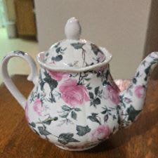 Tea Pot item