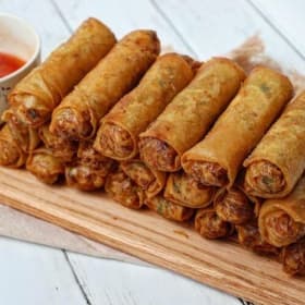 (1) Veggie Egg Roll item