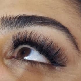 Beautiful Lash Hybrid Set with Two-Week Fill-In Service item