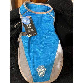 Canada Pooch Cooling Vest - Blue - Size 14 item