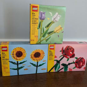 160. Flower LEGO Sets item