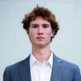 #17 Aiden Engels item