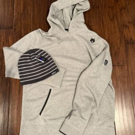 Mens Sweater/Hoodie, Beanie, and Golf Balls item