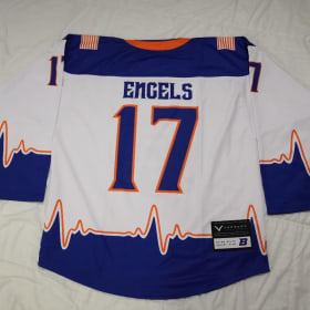 #17 Aiden Engels item