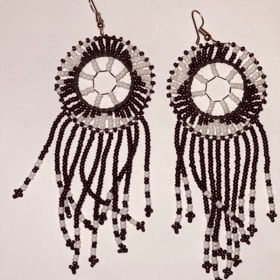 Beaded Earring (black/white) item