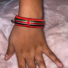Friendship bracelet, Kenya item