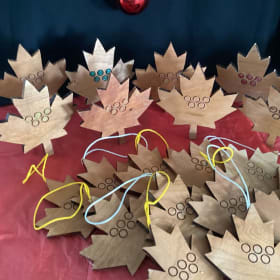 'O' Canada  Christmas Tree/Desk  Ornaments item