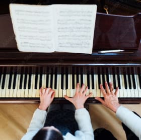 Three 30-Minute Piano Sessions with Mrs. Waldecker item