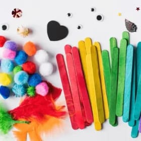 Pizza Hangout and Craft Time for 5 Kids with Mrs. Mendez item