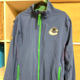 Henrik Sedin Worn Official Canucks Jacket - Size Large item