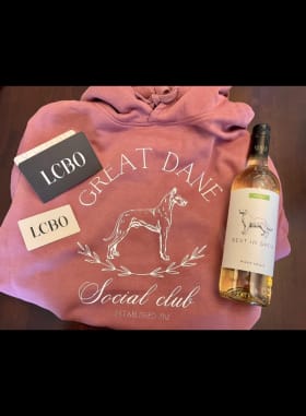Relax & Reward: Hoodie, $100 gift card & wine delight! Set 3 item