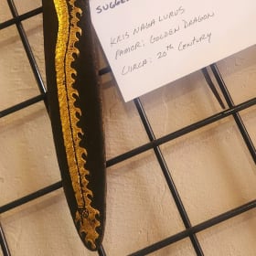 Kris Lurus Naga item