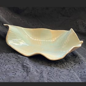 Porcelain Dish item