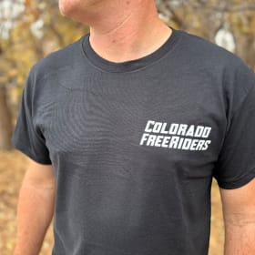 T-Shirt - Black - M item