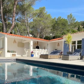 $2,000 | Weekend in South of France Villa item