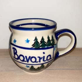Gluhwein Mug SMALL Bavaria Winter/Gnomes item
