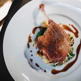 $150 Gift Card to Au Comptoir item