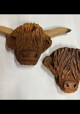 Highland Cows Chainsaw Carving item