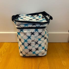 Multi Bottle Thermal Carrying Tote and Zipper Pouch item