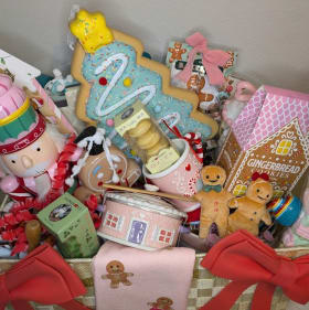 Bake the Season Bright:A Baking Wonderland Gift Basket item