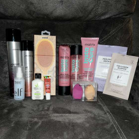 Pamper & Glow Beauty Basket item