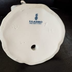 Liadro Nurse Figurine 1974 - Retired Collection item