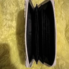 Pineapple Wallet item