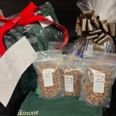 ALMONDS, ALMONDS, ALMONDS! item