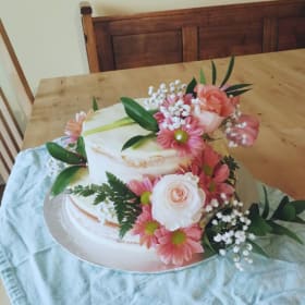 A006 - Gâteau personnalisé pour 8-10 personnes item